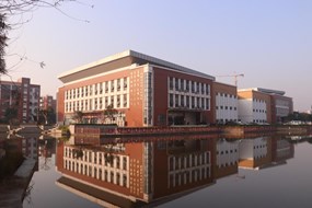 学生食堂